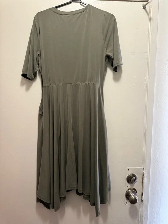 torrid Olive Green Midi Skater Dress with Pockets - Picture 5 of 5
